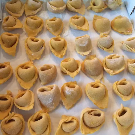 Corte Dossello 4* Massa Fiscaglia