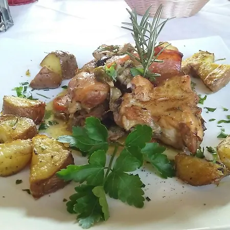 Corte Dossello 4* Massa Fiscaglia